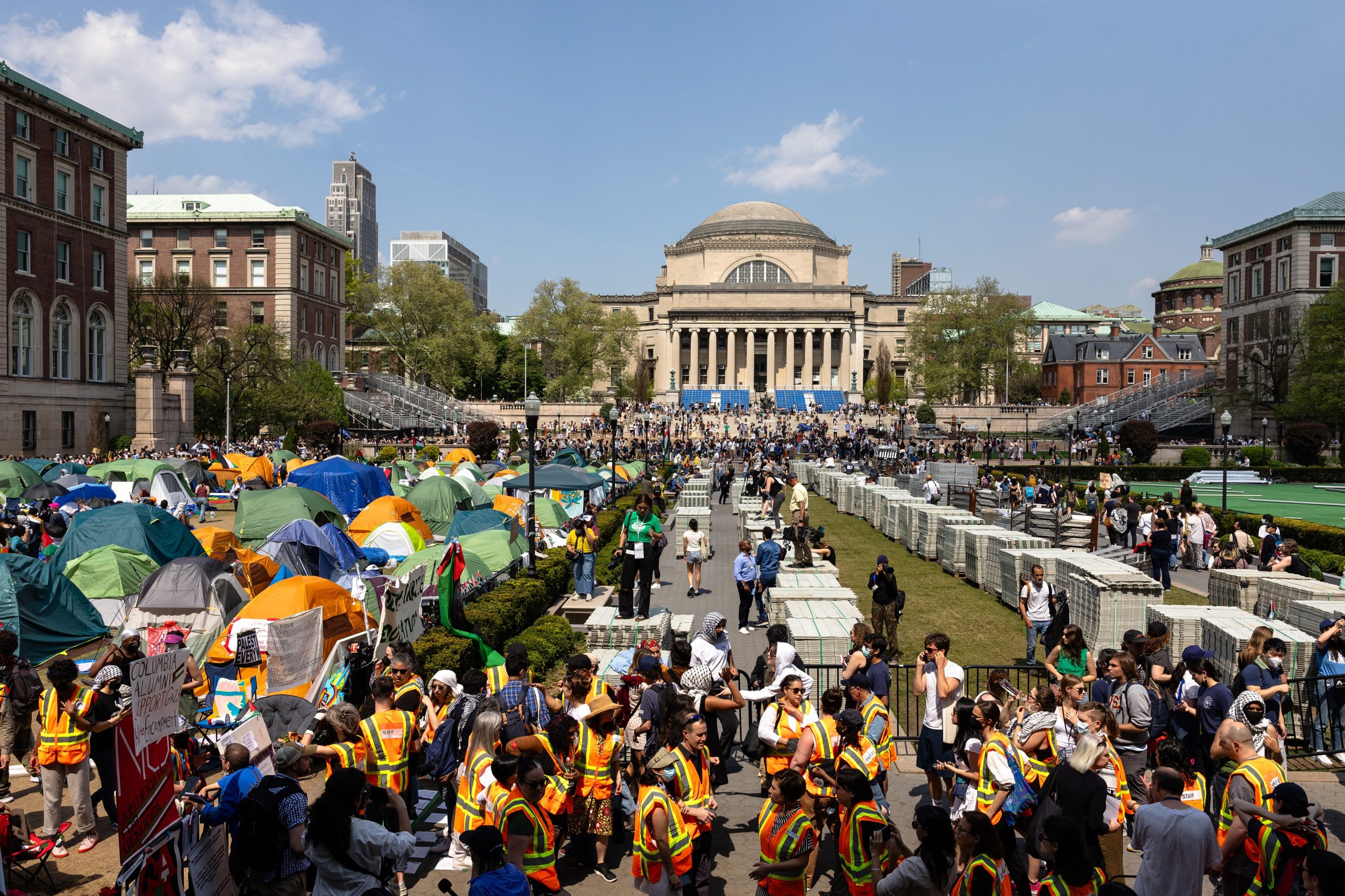 La escena en Columbia el lunes, cuando se impuso el plazo para que el campamento se dispersara