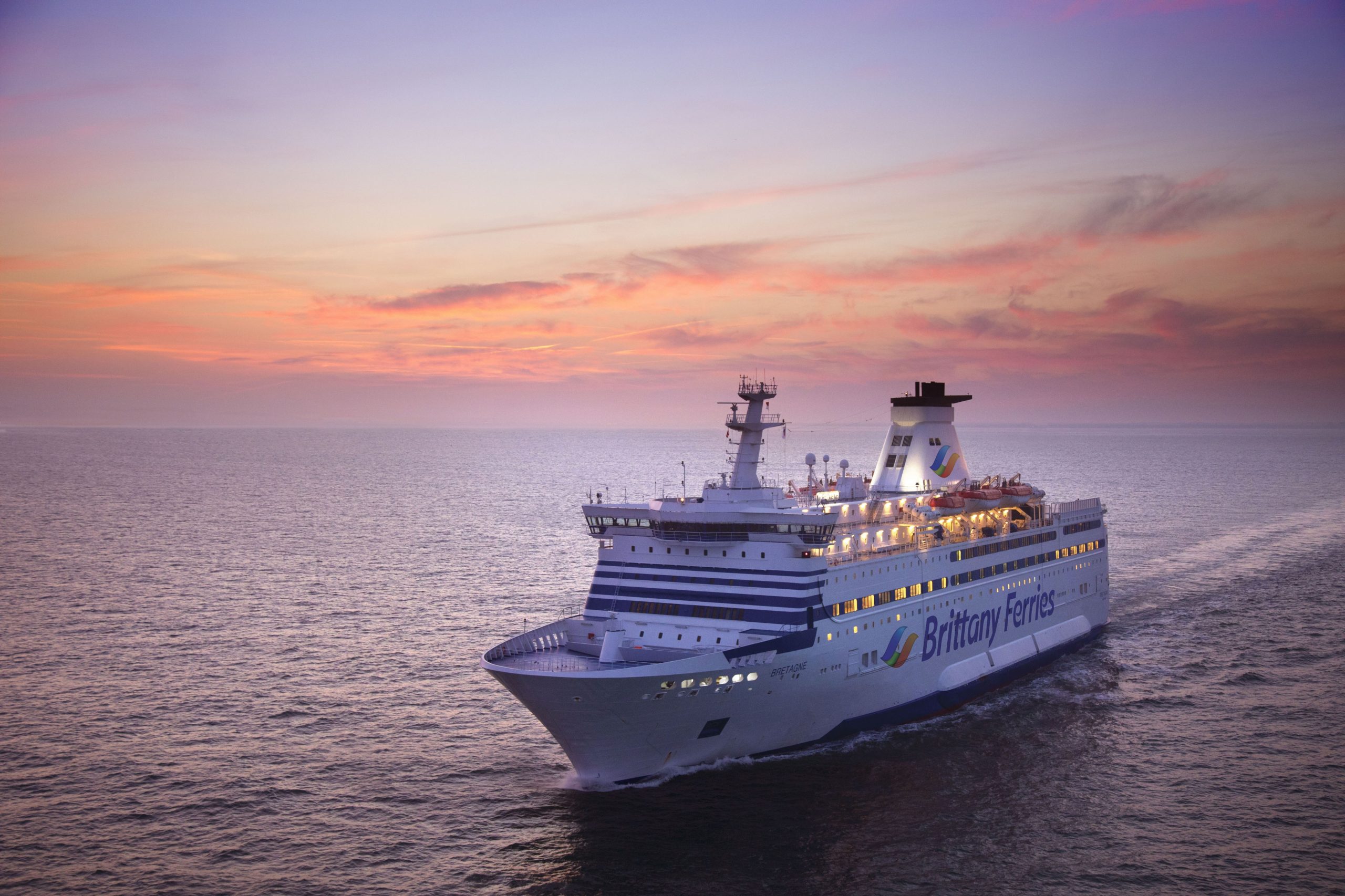 Brittany Ferries’ MV Bretagne en la ruta de Portsmouth a St Malo